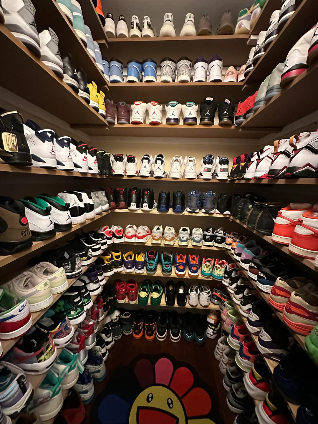 Sneakers New & Used. Buy.Sell. Trade.